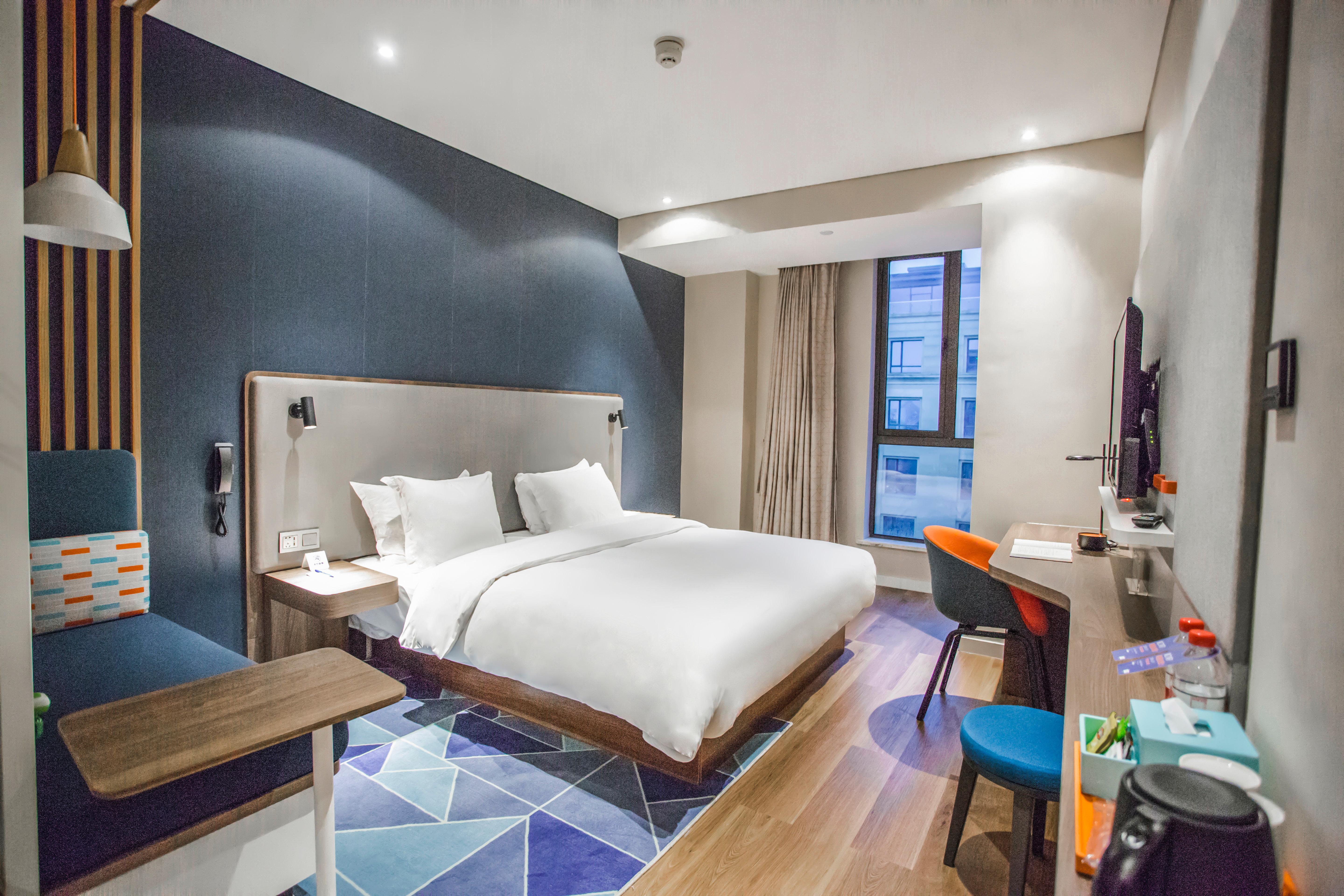 Holiday Inn Express Shanghai Pudong Chuansha, An Ihg Hotel Exteriör bild
